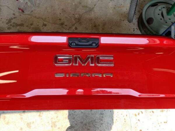 2023 GMC Sierra Tailgate