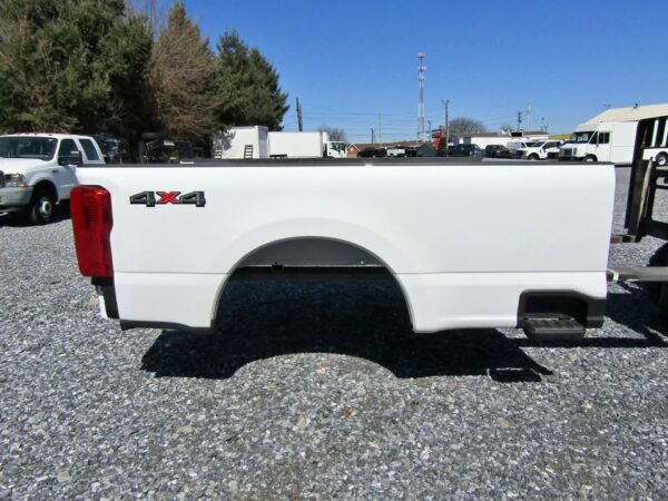 2023-'25 F250 F350 White 8' Bed OEM New take off